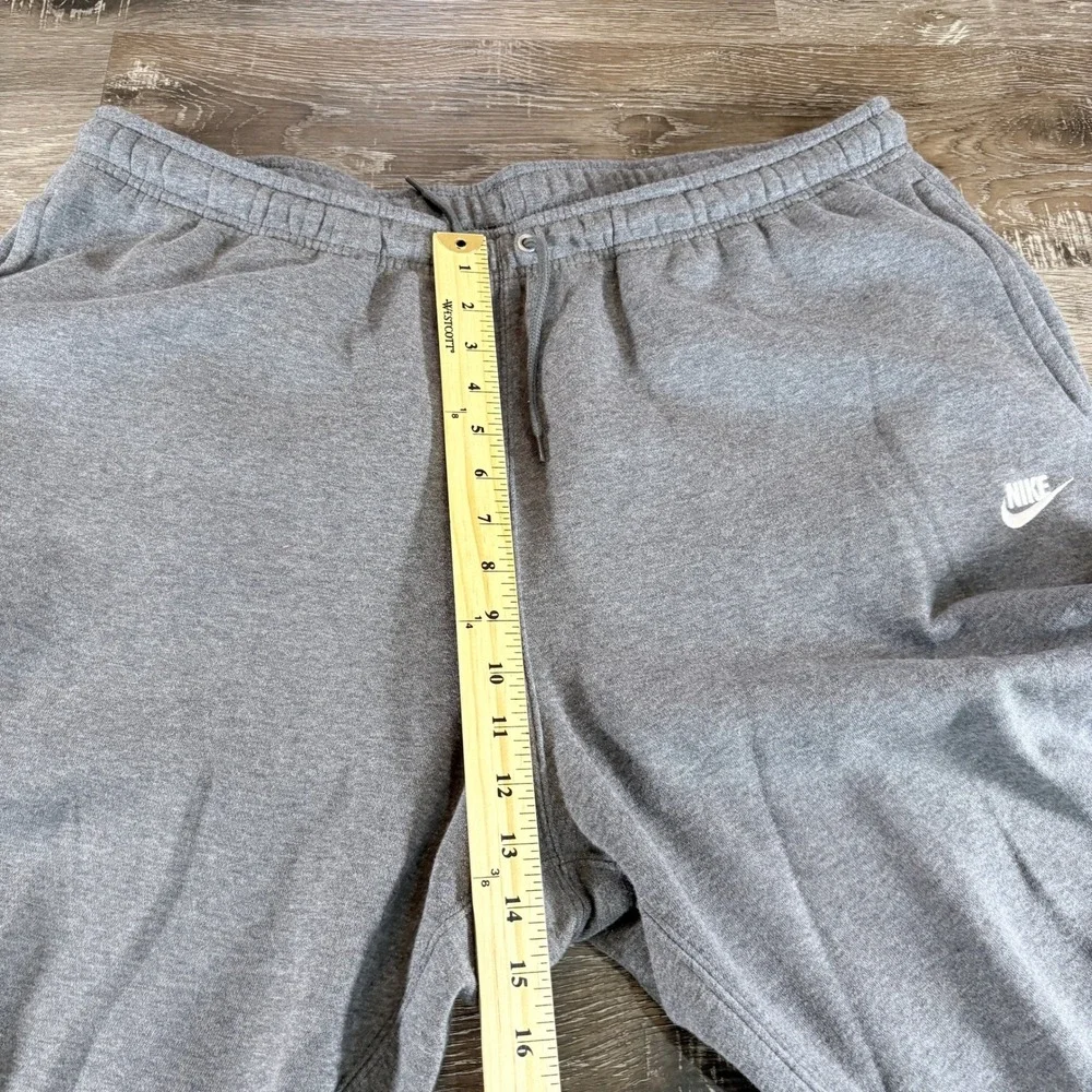 Nike‎ Men's Club Fleece Joggers Gray Back Pocket Elastic Waistband Size XL